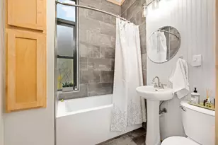 349 Ramsey St, Saint Paul, MN 55102 - Photo 11