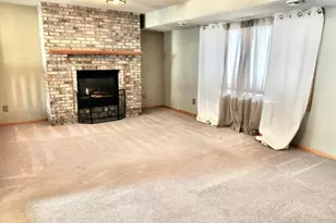 1017 Larch St, Farmington, MN 55024 - Photo 7