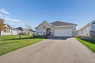 6737 Bellflower Dr, Excelsior, MN 55331 - Photo 23