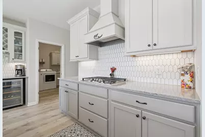 6737 Bellflower Drive, Excelsior, MN 55331 - Photo 9