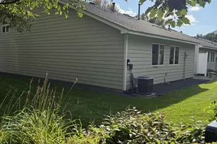 801 Southcross Dr E, Burnsville, MN 55306 - Photo 27