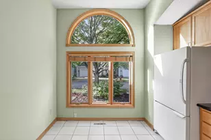 801 Southcross Dr E, Burnsville, MN 55306 - Photo 9