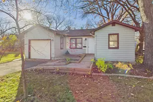 1112 Kenwood St, Alexandria, MN 56308 - Photo 1