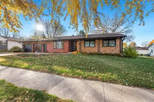 957 Miles Dr, Worthington, MN 56187 - Photo 1