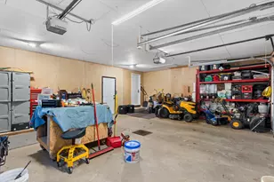 957 Miles Dr, Worthington, MN 56187 - Photo 43