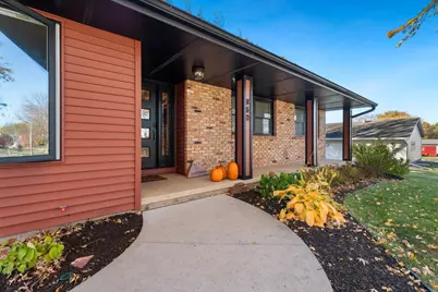 957 Miles Drive, Worthington, MN 56187 - Photo 5