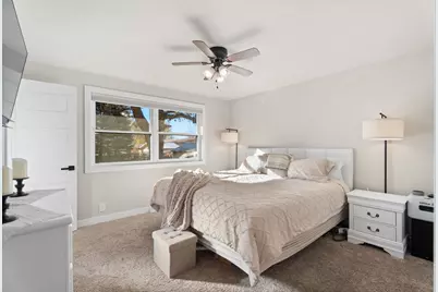 957 Miles Drive, Worthington, MN 56187 - Photo 19