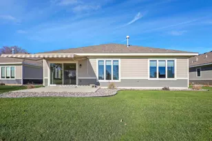 1286 Jefferson Ct, Shakopee, MN 55379 - Photo 49