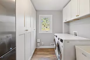 9609 Vincent Ave S, Bloomington, MN 55431 - Photo 15