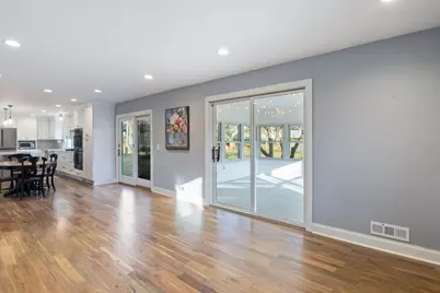 9609 Vincent Avenue S, Bloomington, MN 55431 - Photo 23