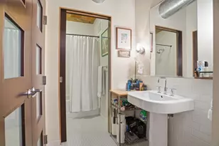 214 4th St E, Saint Paul, MN 55101 - Photo 11