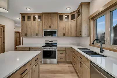 1317 Iris Lane, Saint Joseph, MN 56374 - Photo 7