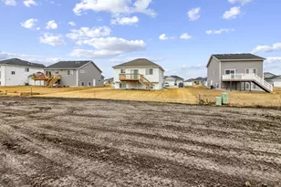 3755 19th St S, Moorhead, MN 56560 - Photo 37