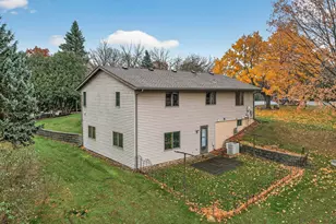 719 Countryview Cir, Hudson, WI 54016 - Photo 25