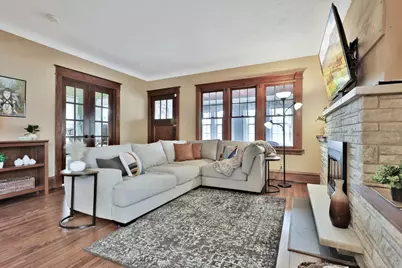 2019 Cottage Avenue E, Saint Paul, MN 55119 - Photo 5