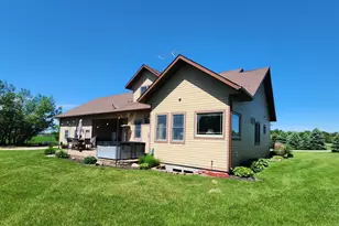 573 State Hwy 30, Pipestone, MN 56164 - Photo 9