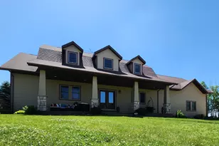 573 State Hwy 30, Pipestone, MN 56164 - Photo 1