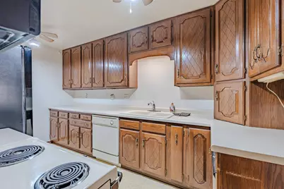 1718 15th Street S, Fargo,  58103 - Photo 9