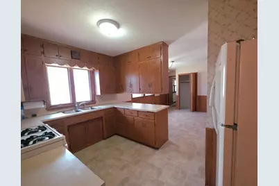 1125 7th Street SW, Pine City, MN 55063 - Photo 3