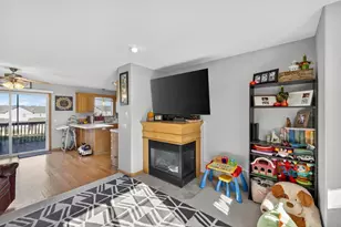 738 Baylee Pl SW, Pine Island, MN 55963 - Photo 15