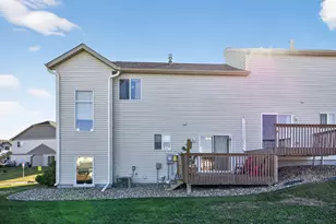 738 Baylee Pl SW, Pine Island, MN 55963 - Photo 7