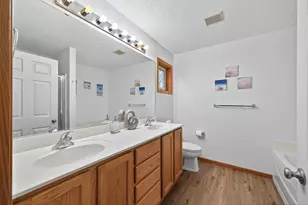 193 Bobwhite St, River Falls, WI 54022 - Photo 11