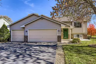 1121 Scott St S, Shakopee, MN 55379 - Photo 1