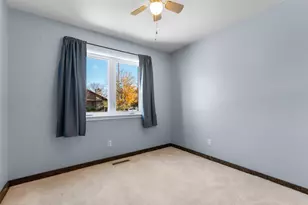 737 Meadow Run Dr SW, Rochester, MN 55902 - Photo 15