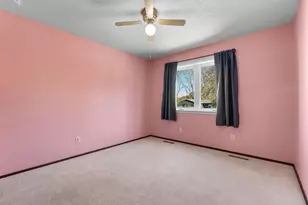 737 Meadow Run Dr SW, Rochester, MN 55902 - Photo 17