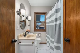 1727 Clear Ave, Saint Paul, MN 55106 - Photo 27