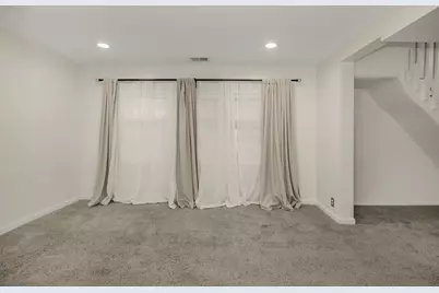 398 Banfil Street, Saint Paul, MN 55102 - Photo 3