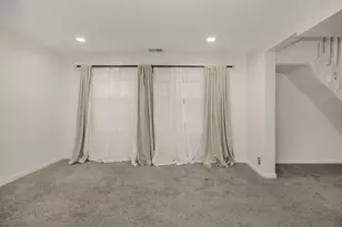 398 Banfil St, Saint Paul, MN 55102 - Photo 3