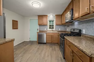 398 Banfil St, Saint Paul, MN 55102 - Photo 5