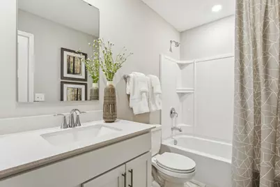 5231 Long Pointe Pass, Woodbury, MN 55129 - Photo 35