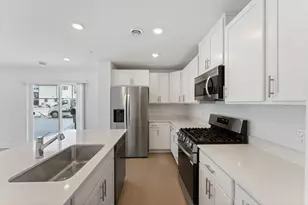 5231 Long Pointe Pass, Woodbury, MN 55129 - Photo 5