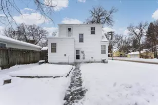 401 Julii St, Willmar, MN 56201 - Photo 3