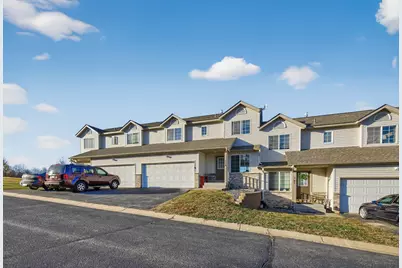 746 Baylee Place SW, Pine Island, MN 55963 - Photo 3