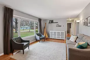 1615 Garland Ln N, Plymouth, MN 55447 - Photo 7