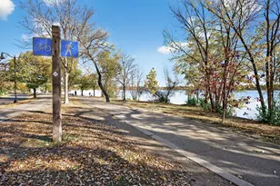 2700 W 44th St, Minneapolis, MN 55410 - Photo 23