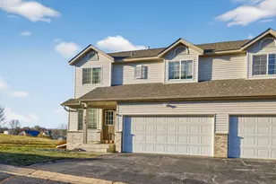 748 Baylee Pl SW, Pine Island, MN 55963 - Photo 3