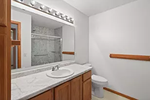 2074 Parkway Ave, Shakopee, MN 55379 - Photo 15