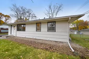 8610 31st Ave N, Crystal, MN 55427 - Photo 11