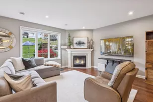 2304 Hillcrest Dr, Hudson, WI 54016 - Photo 5