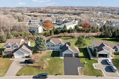 13409 Parkwood Drive, Burnsville, MN 55337 - Photo 3