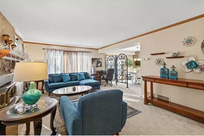 7107 Robinwood Bay, Woodbury, MN 55125 - Photo 9