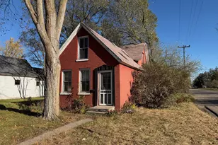 317 5th St SW, Little Falls, MN 56345 - Photo 1