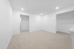 1955 Royal Blvd N, Lake Elmo, MN 55042 - Photo 11