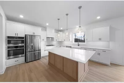 1955 Royal Boulevard N, Lake Elmo, MN 55042 - Photo 3