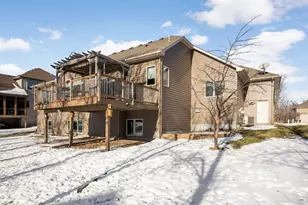 18481 98th Pl N, Maple Grove, MN 55311 - Photo 9