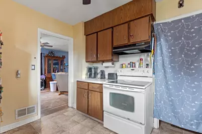 912 Rowland Street, Tracy, MN 56175 - Photo 11